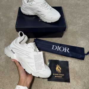 DIOR B44