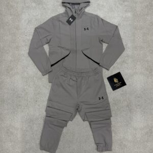 CHÁNDAL UNDER ARMOUR BEIGE