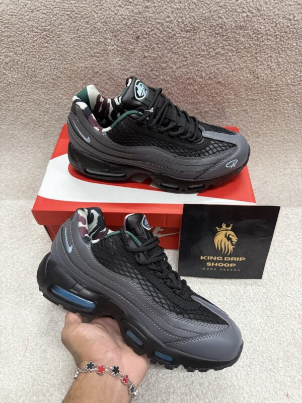Zapatillas Nike Air Max 95 x Corteiz gris y negro