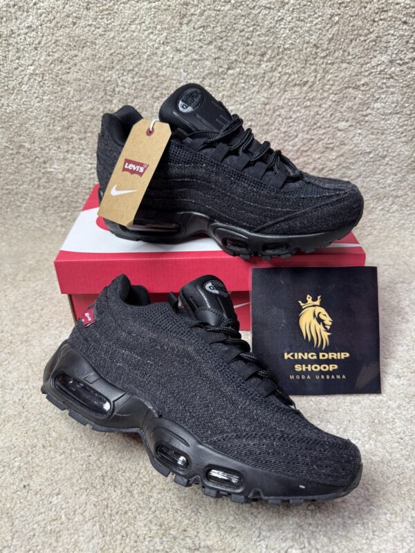 Nike Air Max 95 x Levi's negro