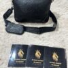 Bolso Louis Vuitton negro con monedero