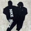 CHÁNDAL NIKE NEGRO LOGO ESPALDA