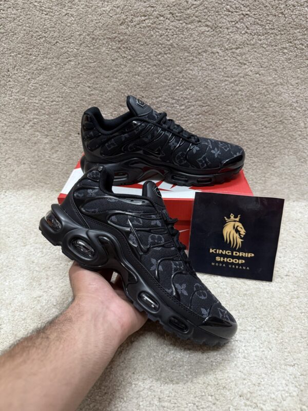 Nike TN Louis Vuitton negro y gris