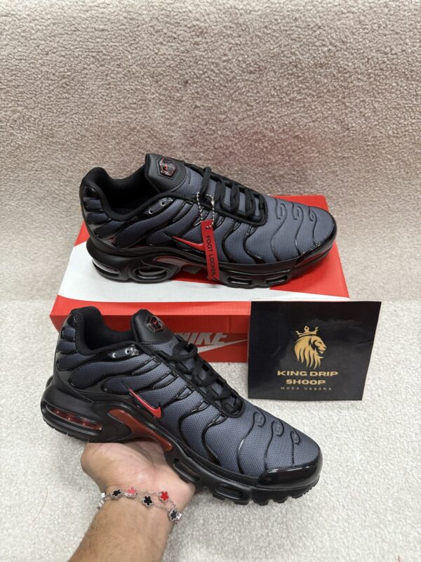 Zapatillas Nike TN negro, gris y rojo
