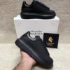 Zapatillas McQueen negro mate